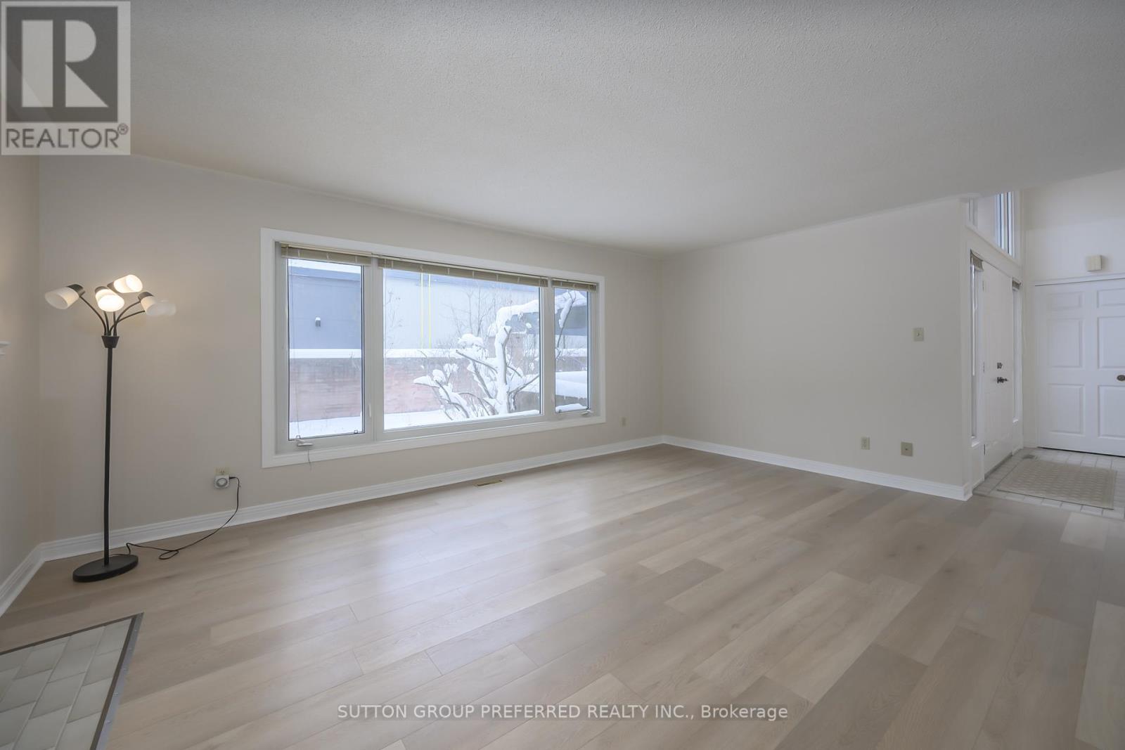 #51 50 FIDDLERS GREEN ROAD - 10