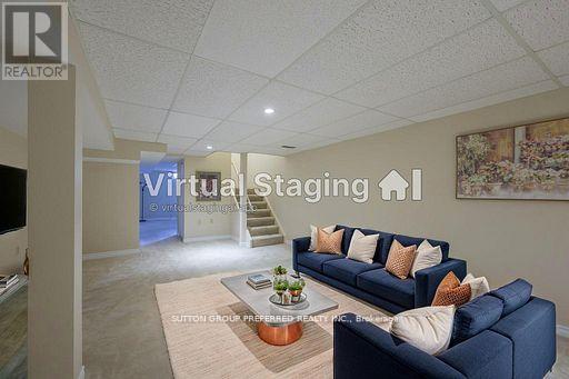 #51 50 FIDDLERS GREEN ROAD - 34