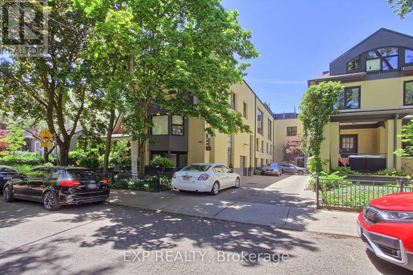 Listing photo of 4 - 306 SACKVILLE STREET