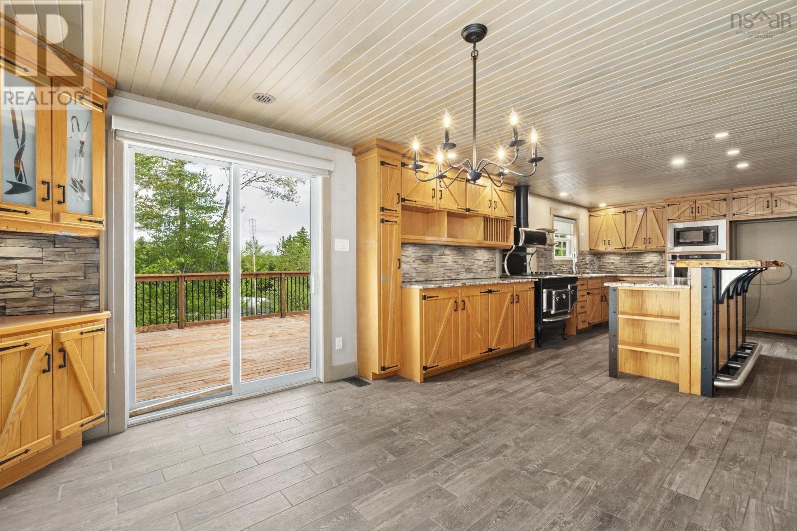 524 Summit Ridge Road - 12
