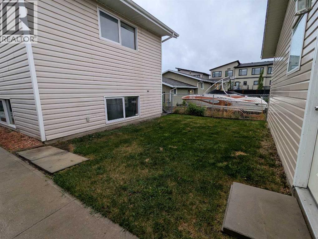 4727 44 Street - 18