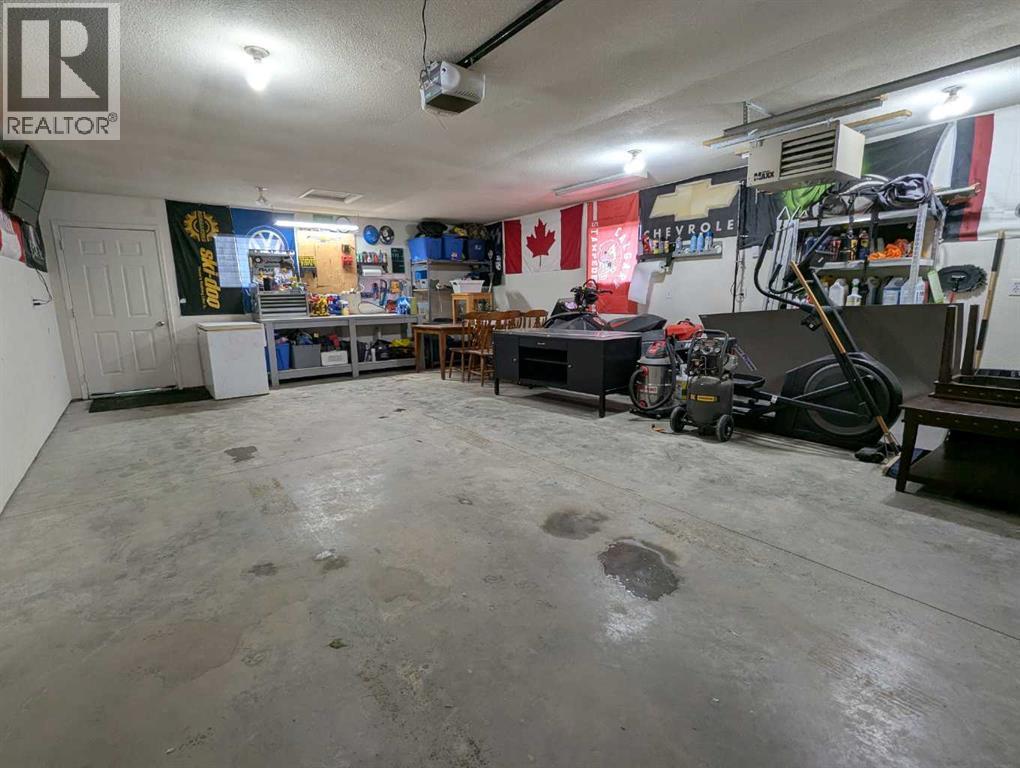 4727 44 Street - 21