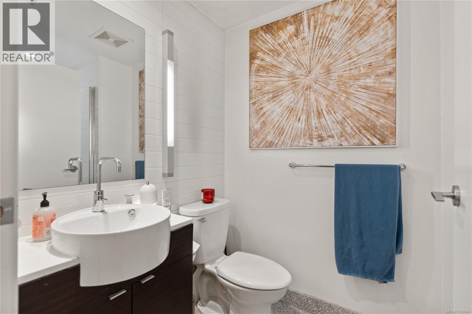 #416 770 Fisgard St - 25