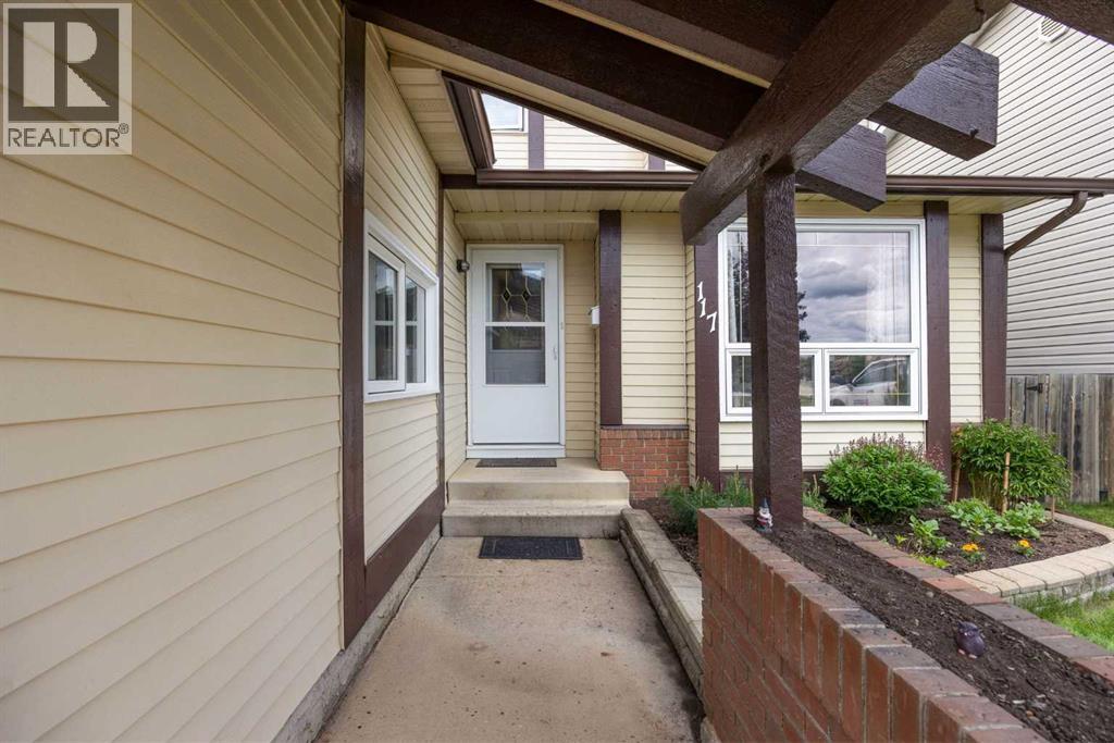 117 Goodwin Place - photo 4