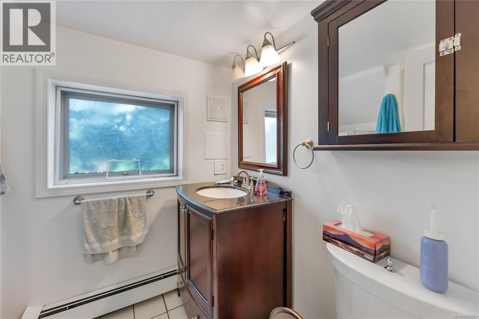 2068 Milton St - 15