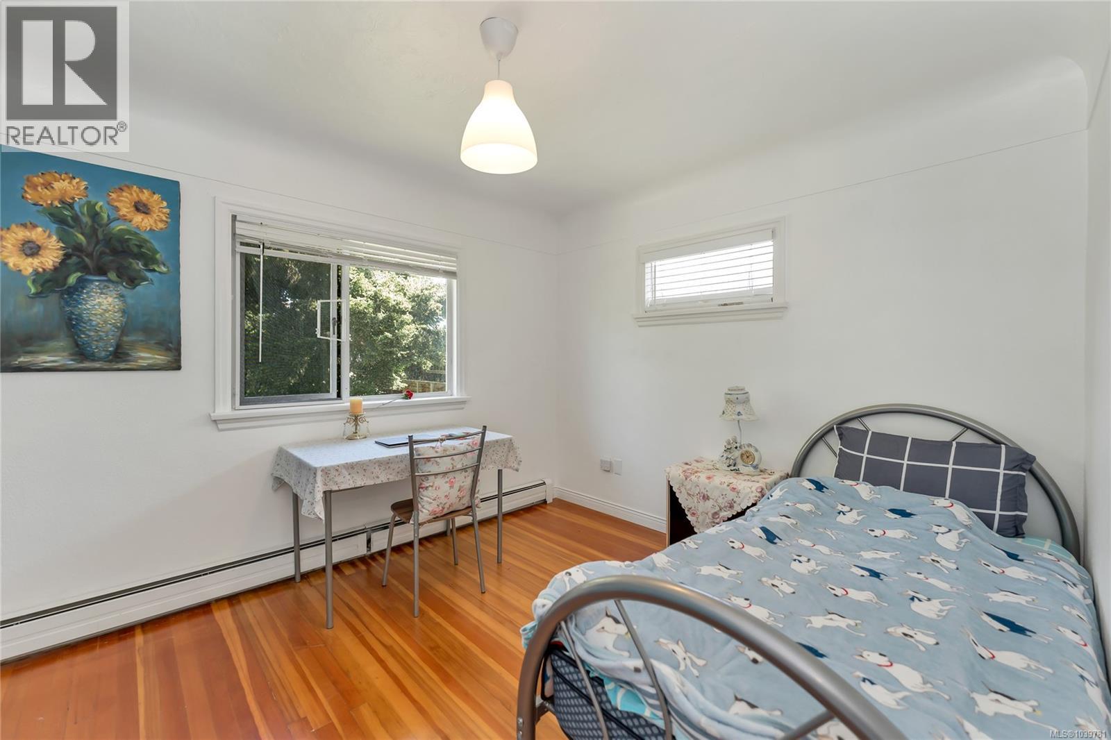2068 Milton St - 21