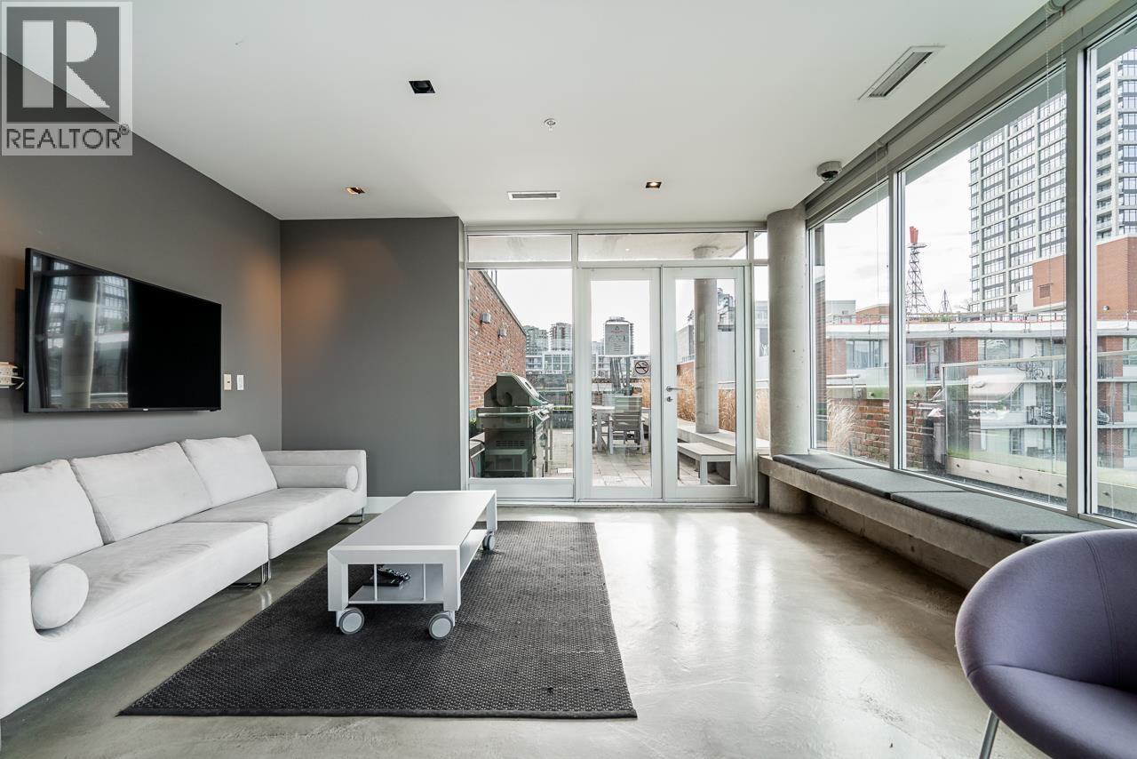 211 36 WATER STREET, Vancouver