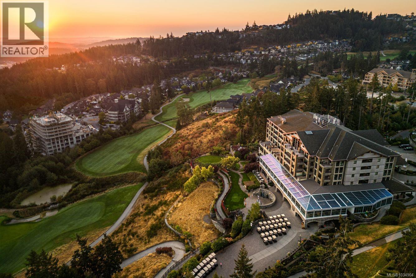 711 2000 Hannington Road, Langford