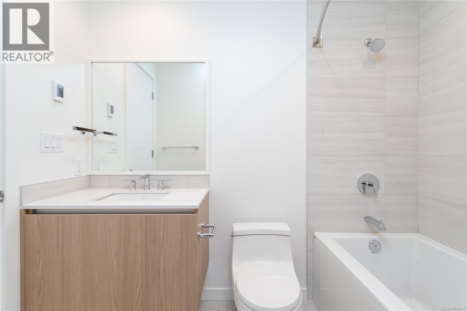711 2000 Hannington Road, Langford