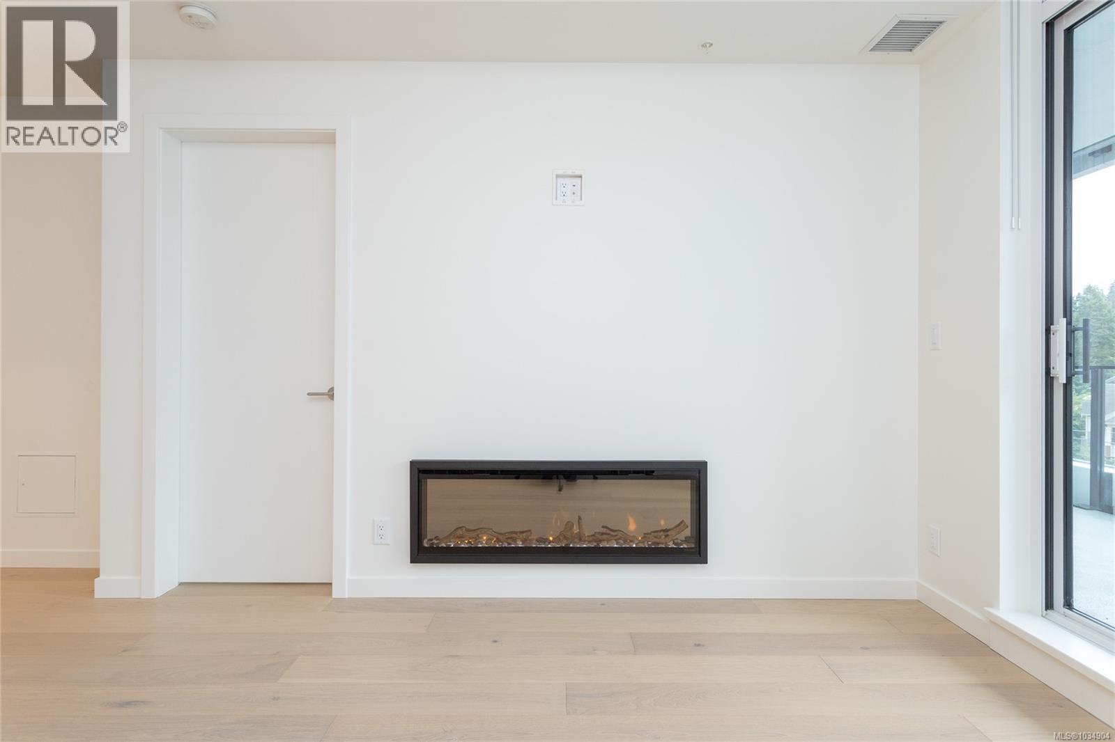 711 2000 Hannington Road, Langford