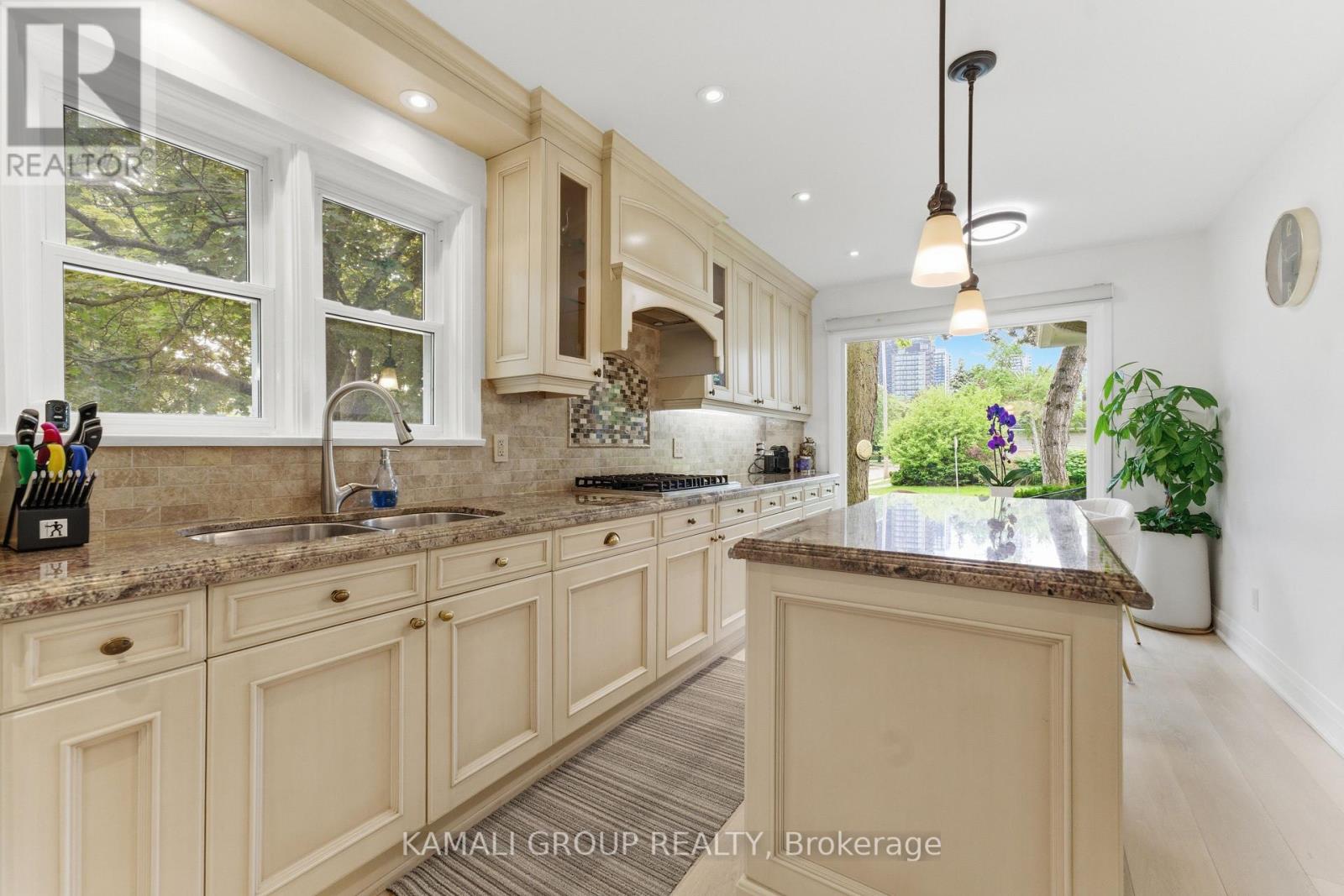 30 BLUE RIDGE ROAD - 17