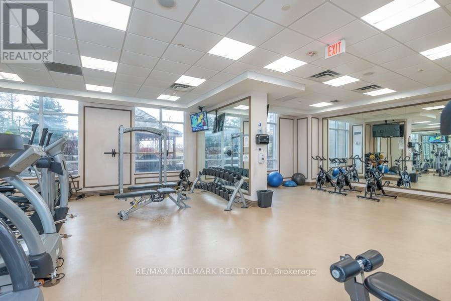 #303 9245 JANE STREET - 25
