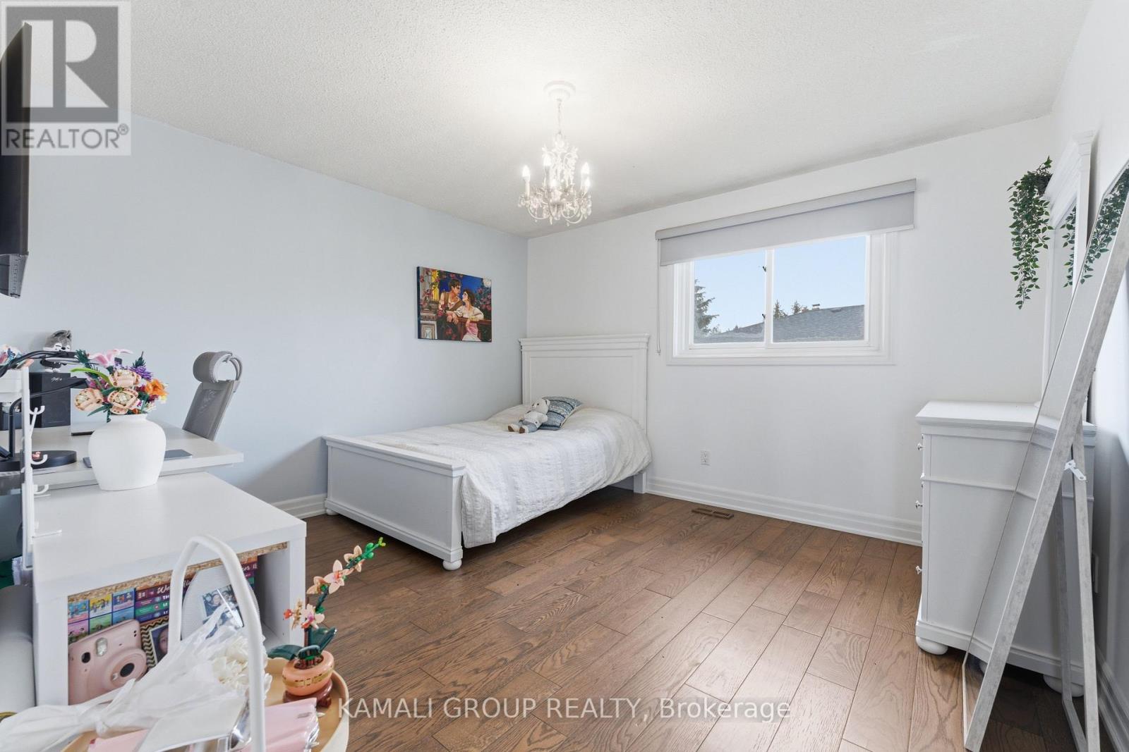 108 KILLIAN ROAD - 31
