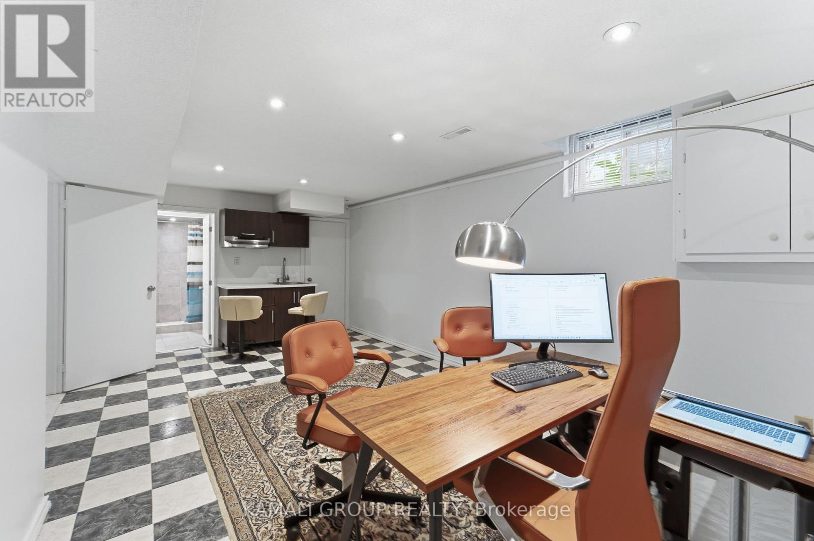 108 KILLIAN ROAD - 36