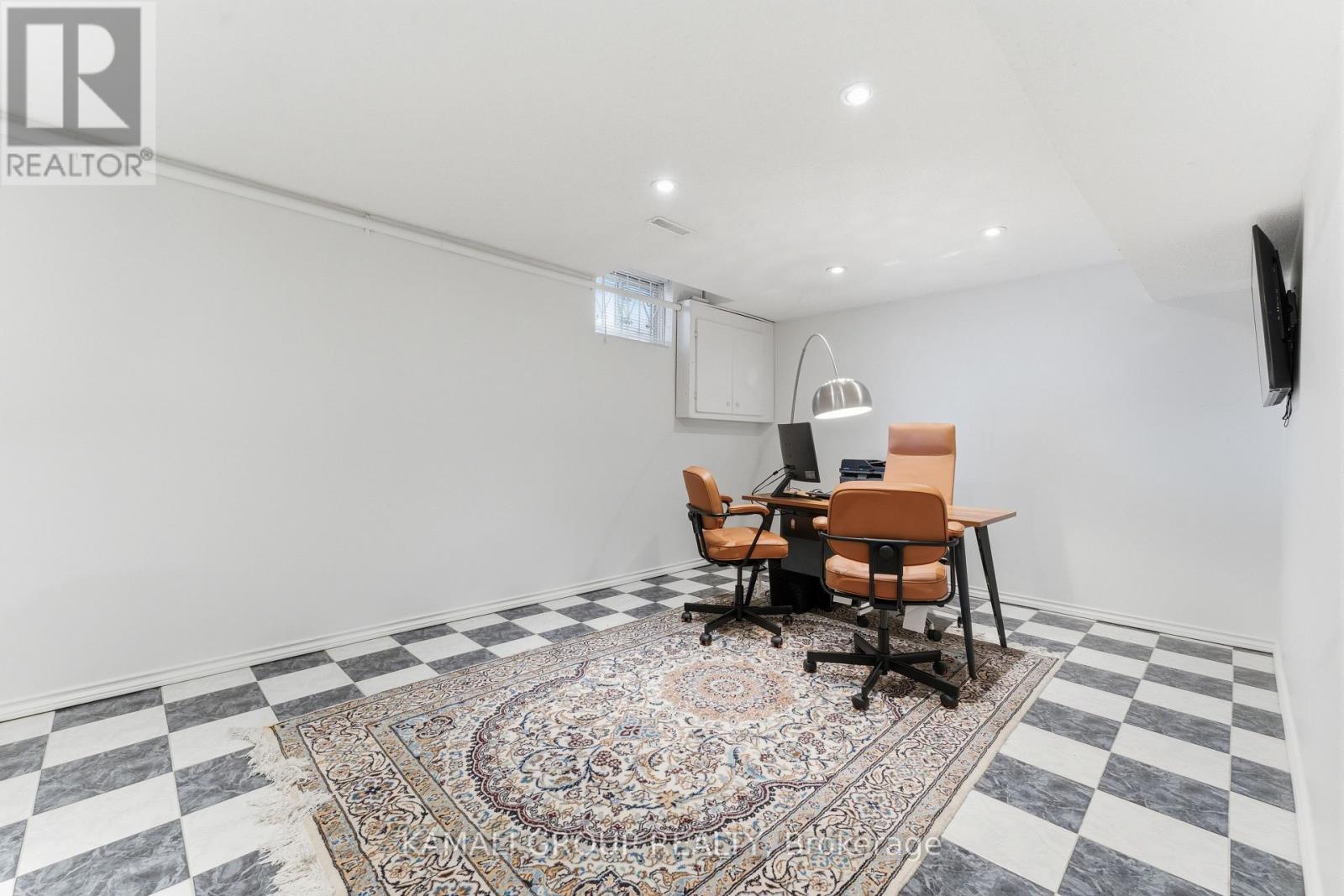 108 KILLIAN ROAD - 37
