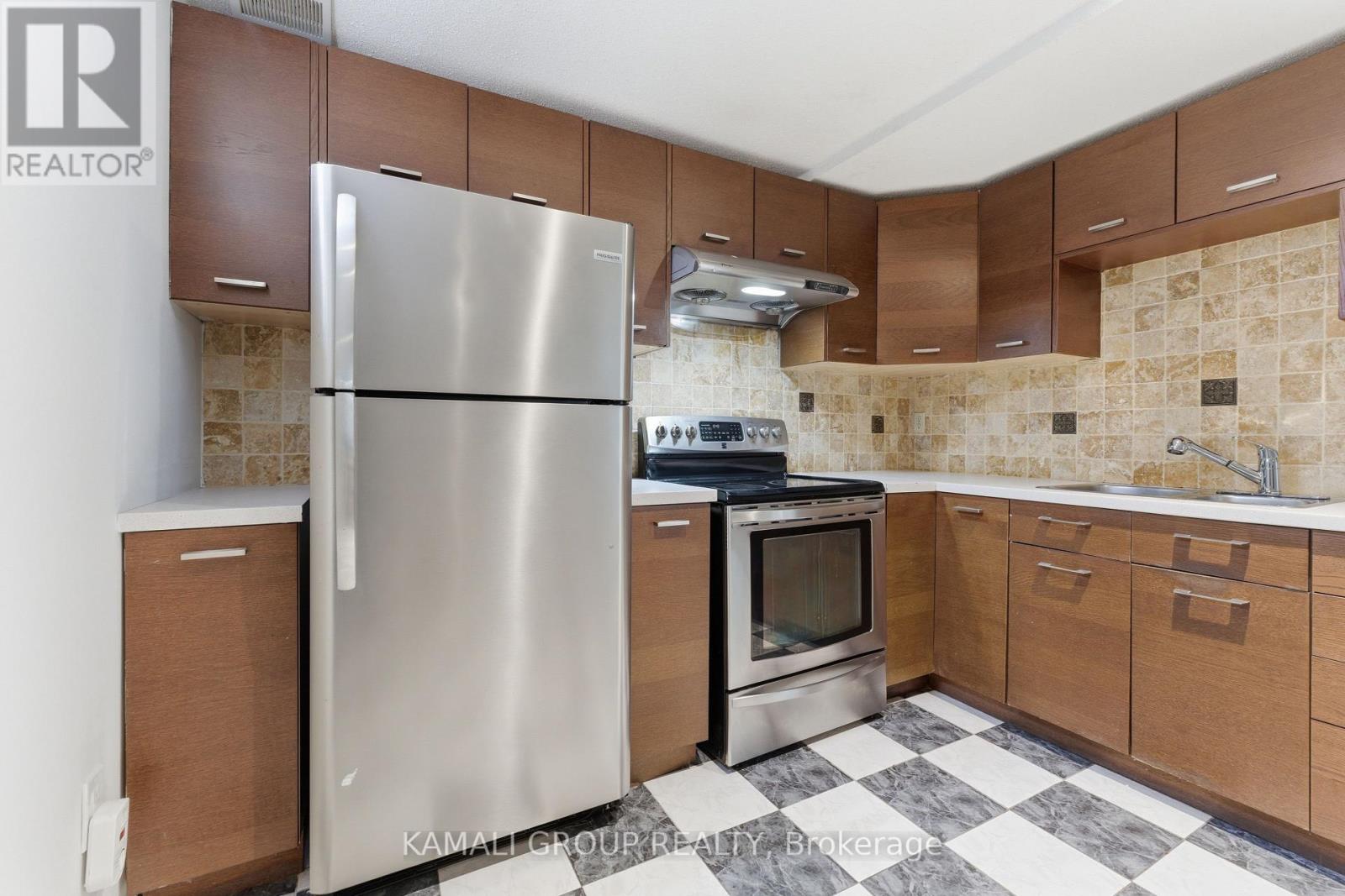 108 KILLIAN ROAD - 41