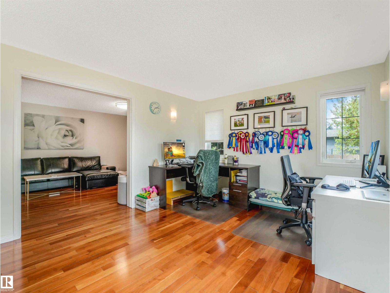 1515 109 ST NW — photo 22