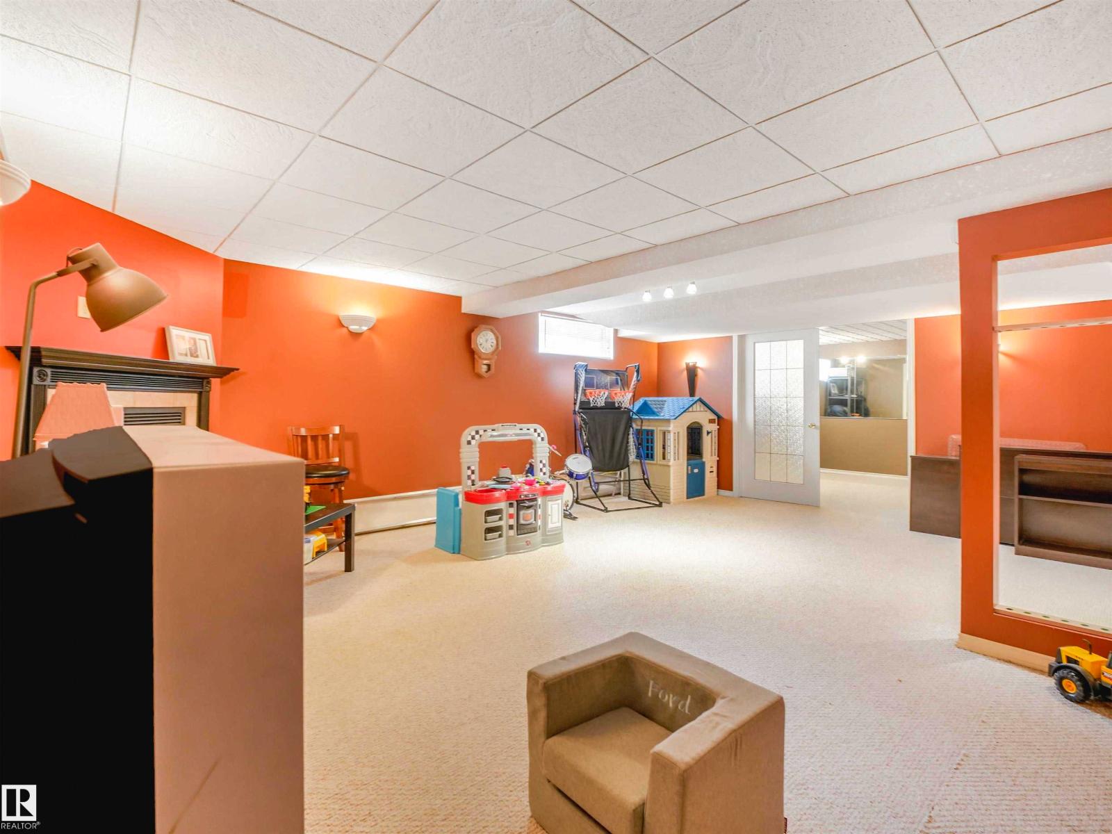 1515 109 ST NW — photo 54