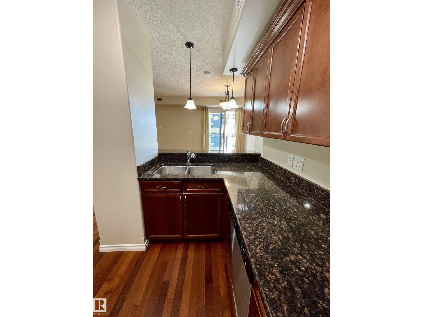 #205 9707 106 ST NW - 12