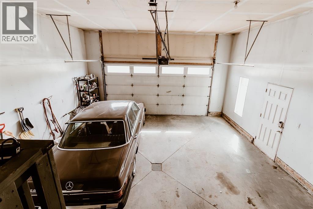 9010 Willow Drive - 32