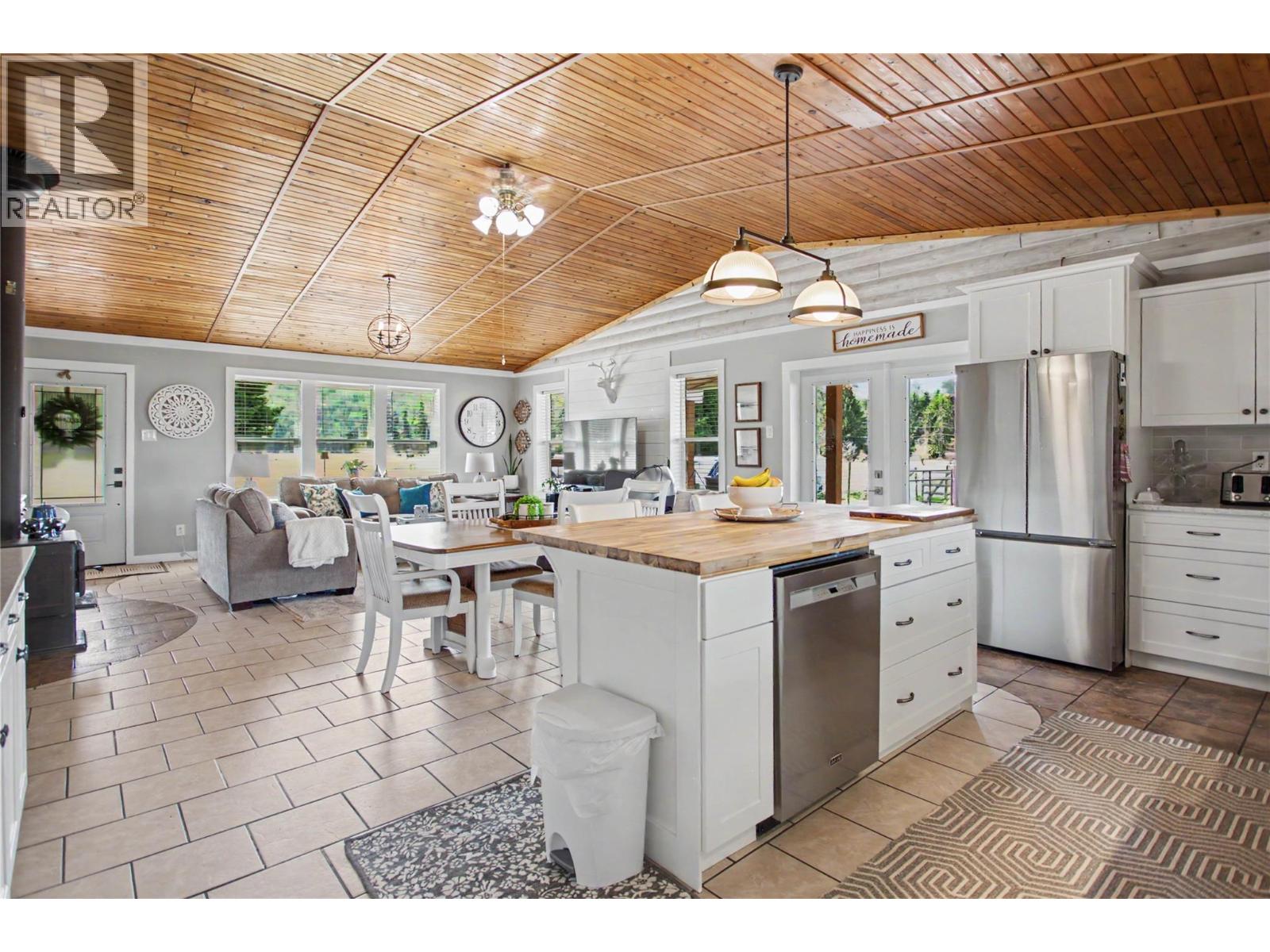 3071 Creighton Valley Road - 13