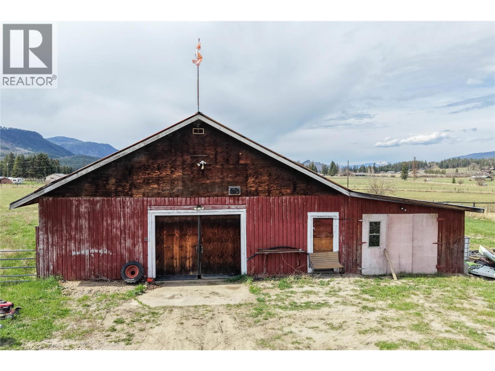 3071 Creighton Valley Road - 45