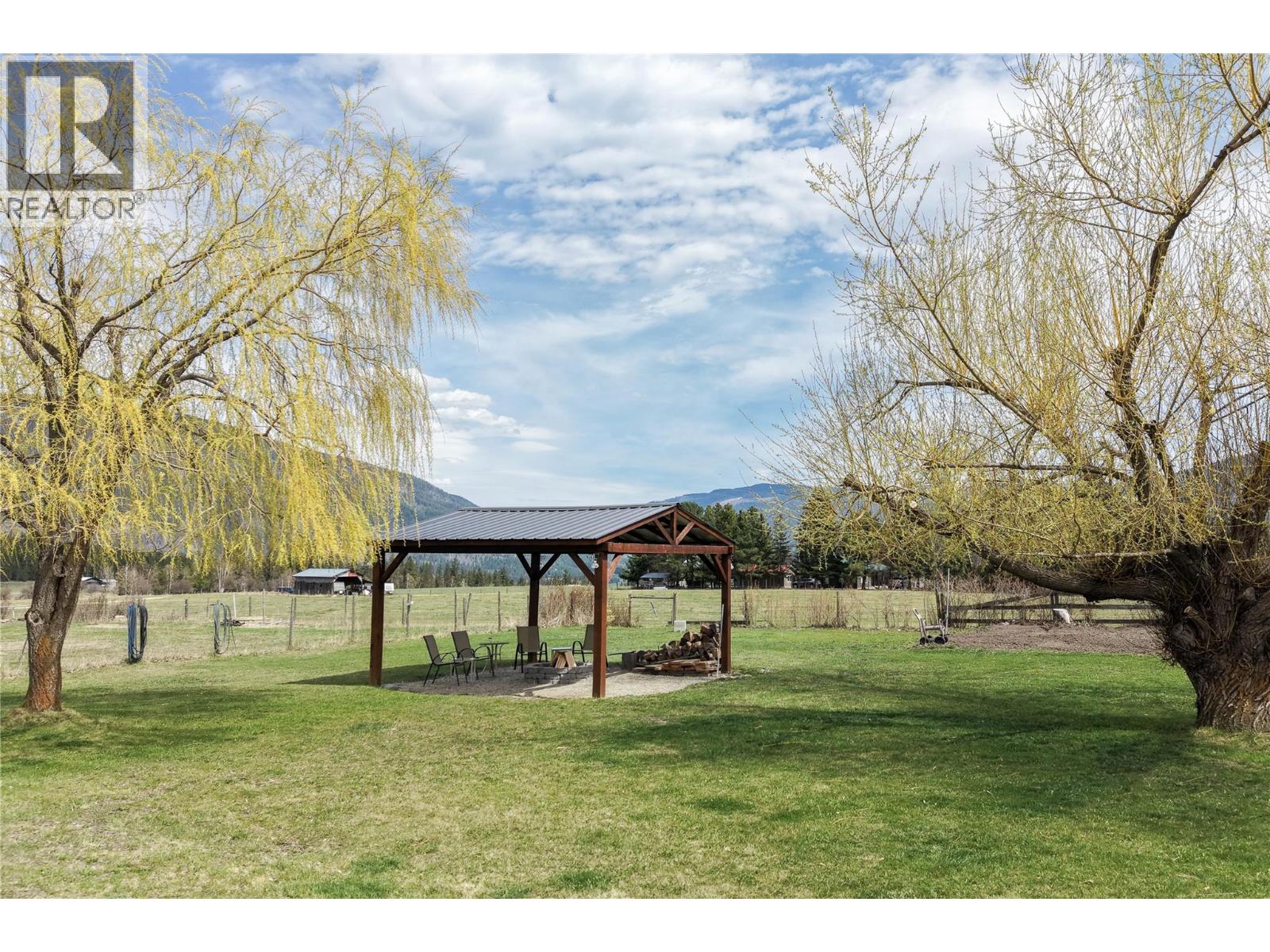 3071 Creighton Valley Road - 55