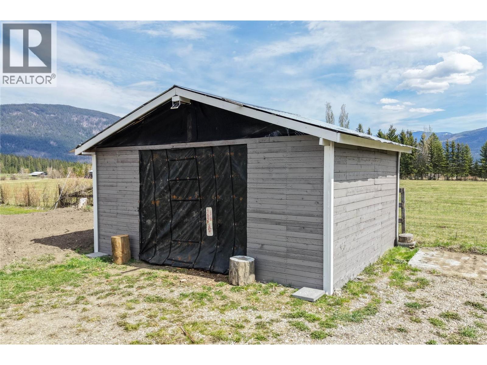 3071 Creighton Valley Road - 43