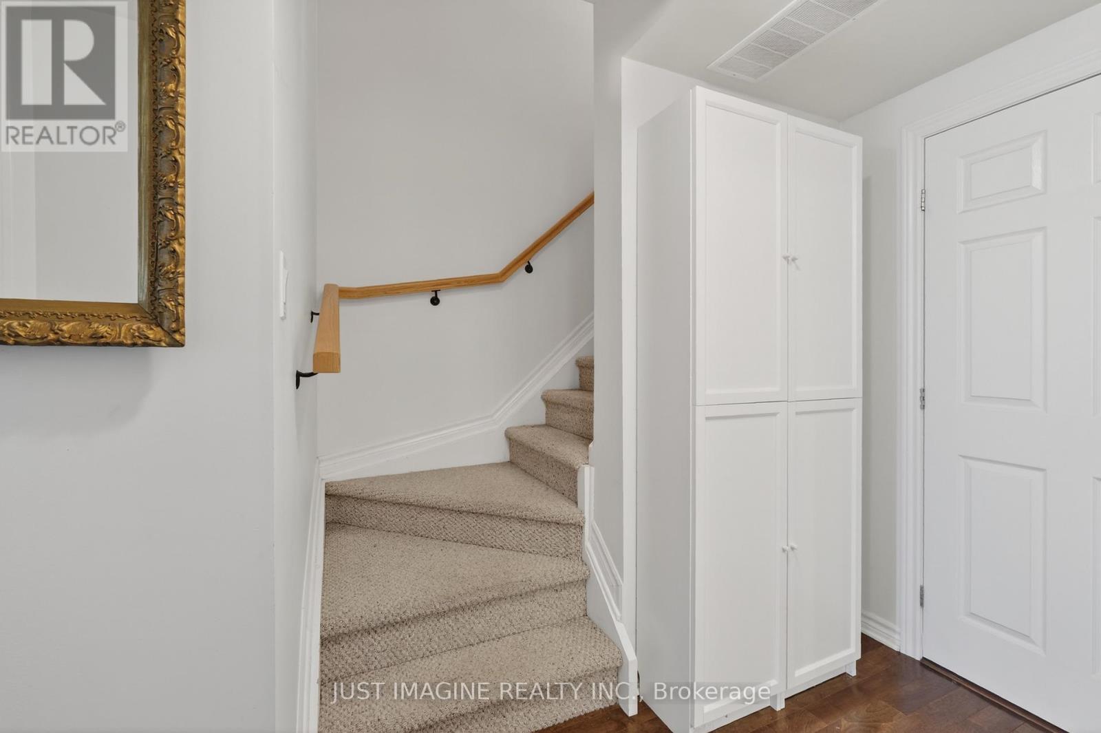 House for Rent in Ottawa – D – 302 EVEREST PRIVATE, Ottawa – By Peter Sagos - Image 24