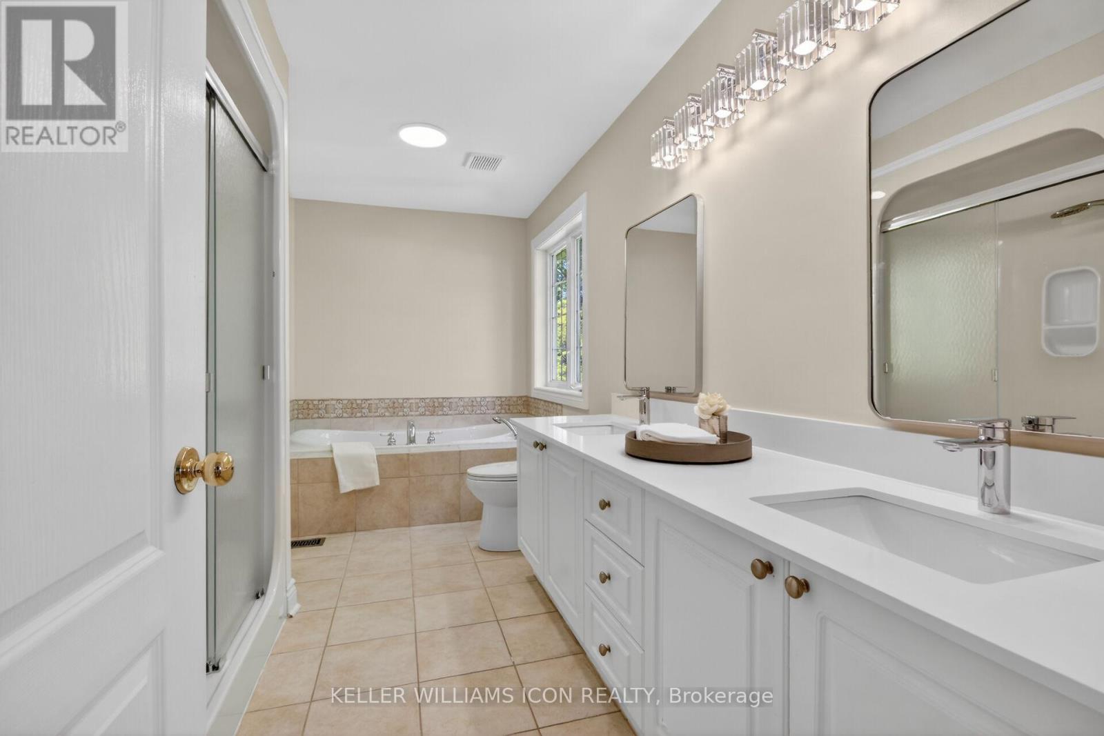 5 Bed, 4 Bath House for Sale in Ottawa – 136 SHAUGHNESSY CRESCENT, Ottawa – MLS# X13412744 - Image 34