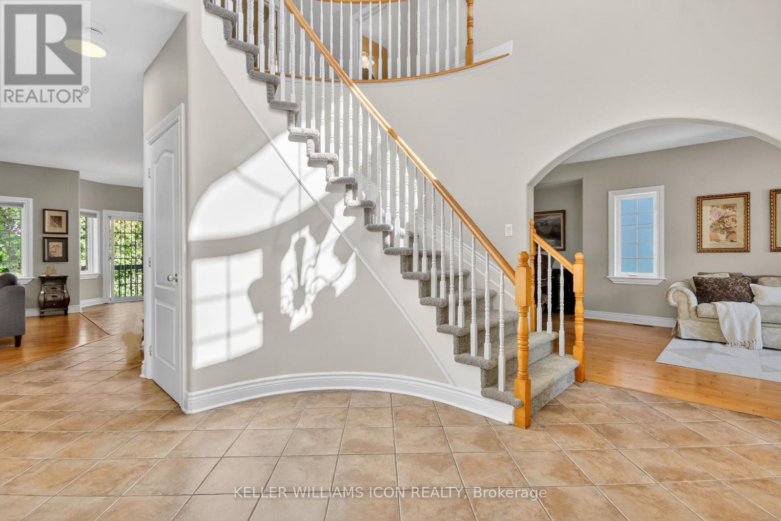 5 Bed, 4 Bath House for Sale in Ottawa – 136 SHAUGHNESSY CRESCENT, Ottawa – MLS# X13412744 - Image 4