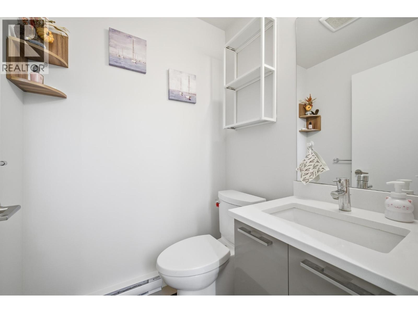 #45-10233 RIVER Drive, Richmond
