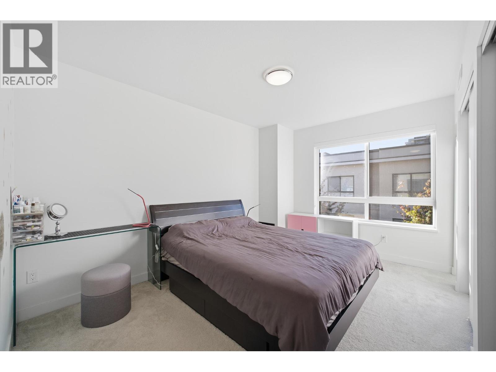 #45-10233 RIVER Drive, Richmond