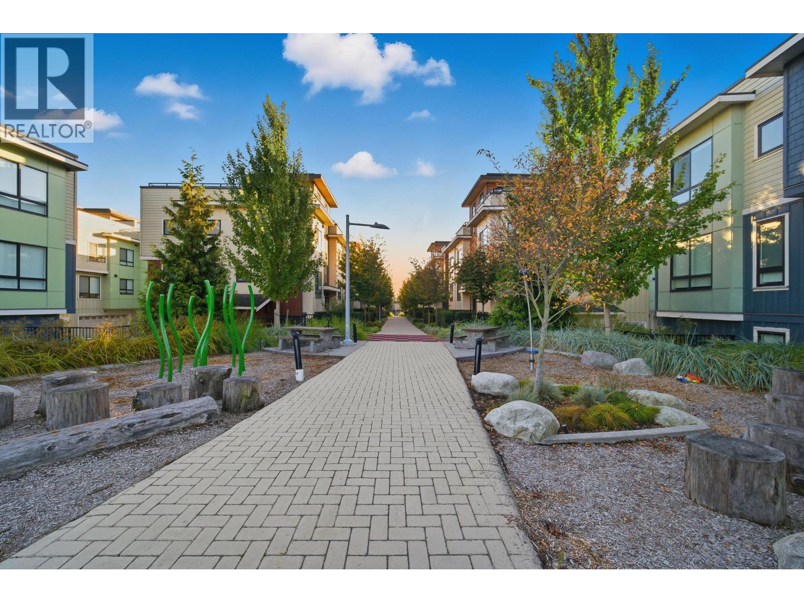 #45-10233 RIVER Drive, Richmond