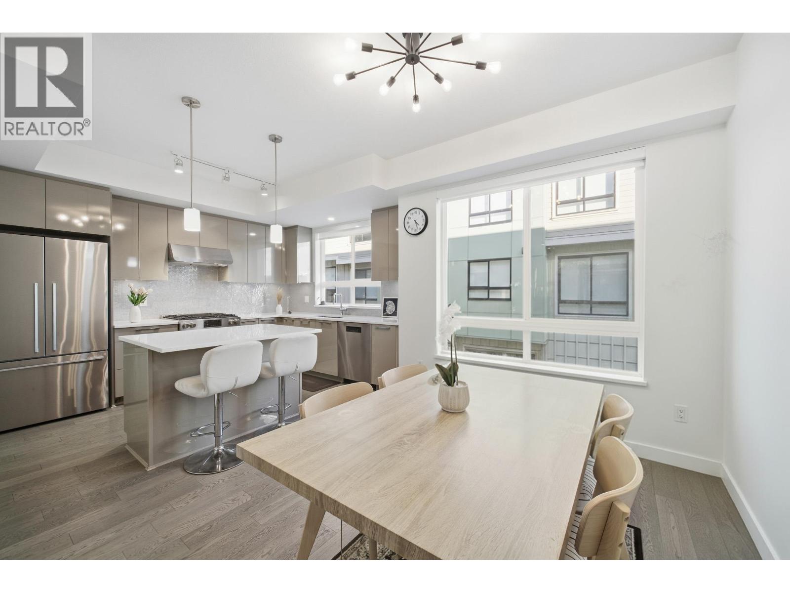 #45-10233 RIVER Drive, Richmond