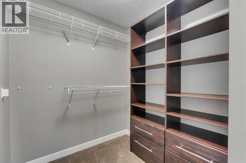 PRIMARYCLOSET