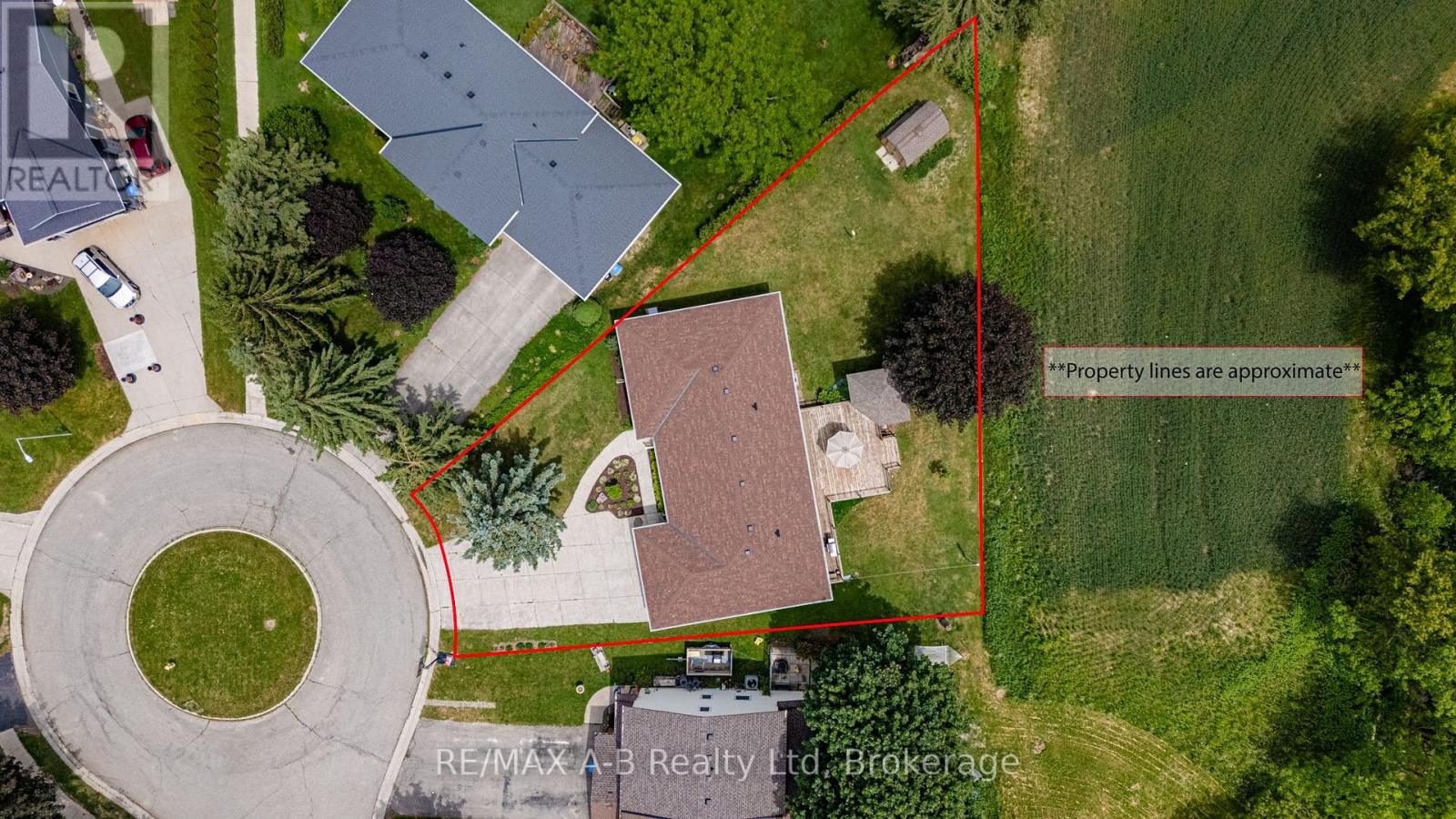 137 MITCHELL COURT - 44