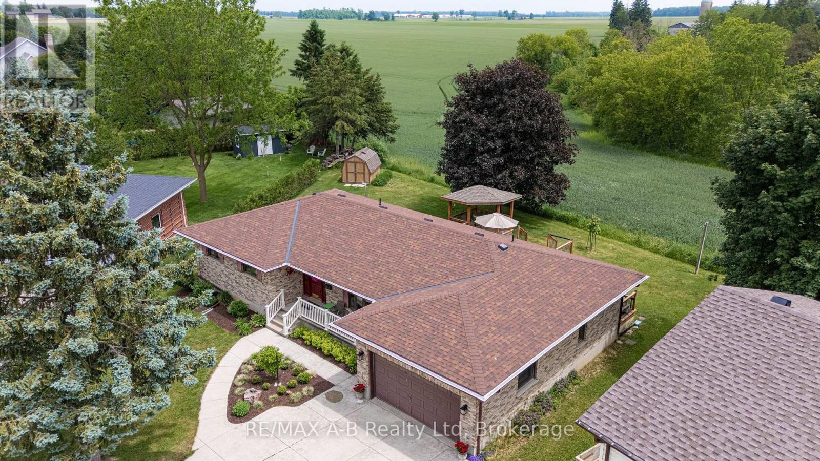 137 MITCHELL COURT - 45