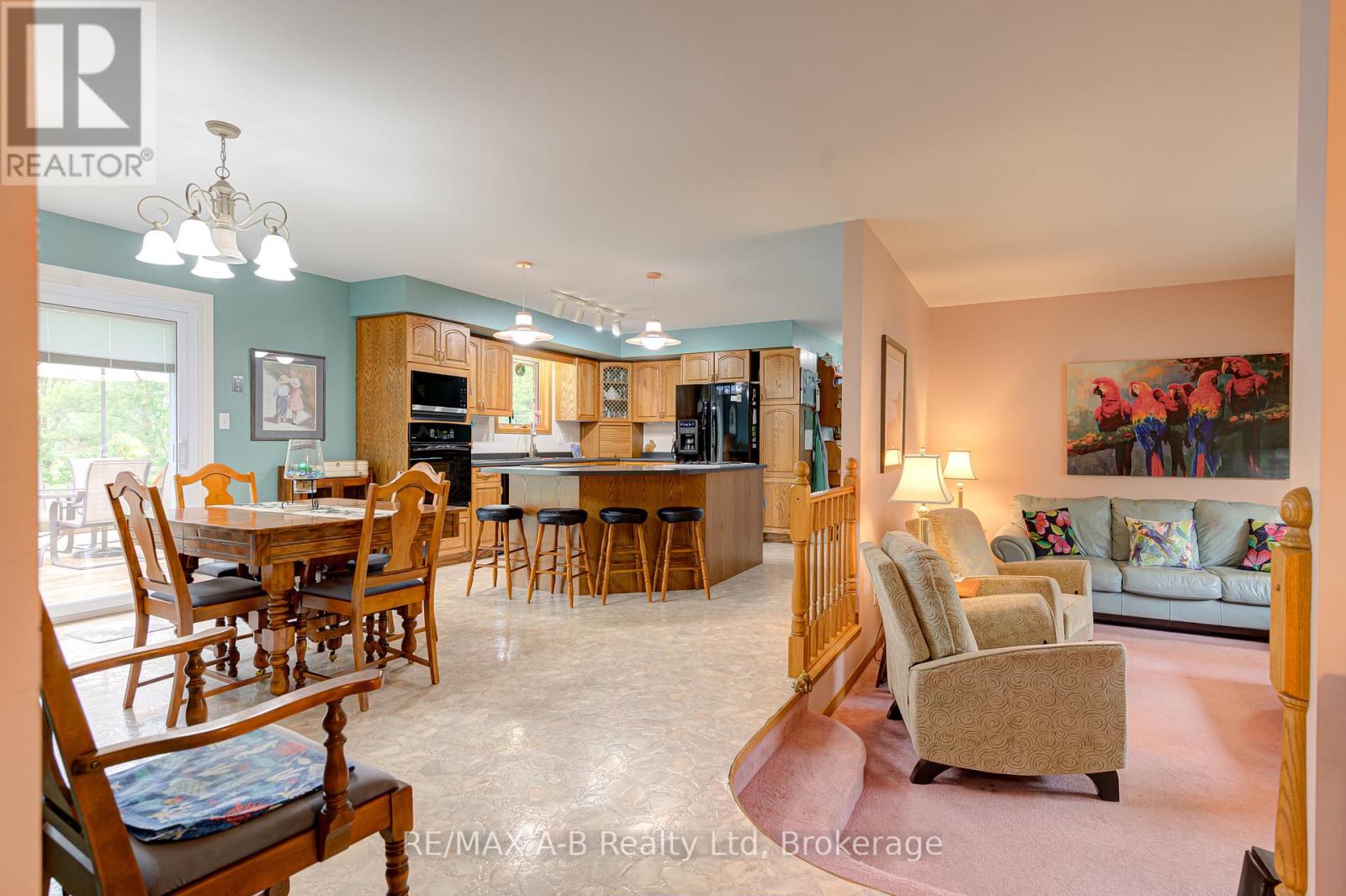 137 MITCHELL COURT - 7