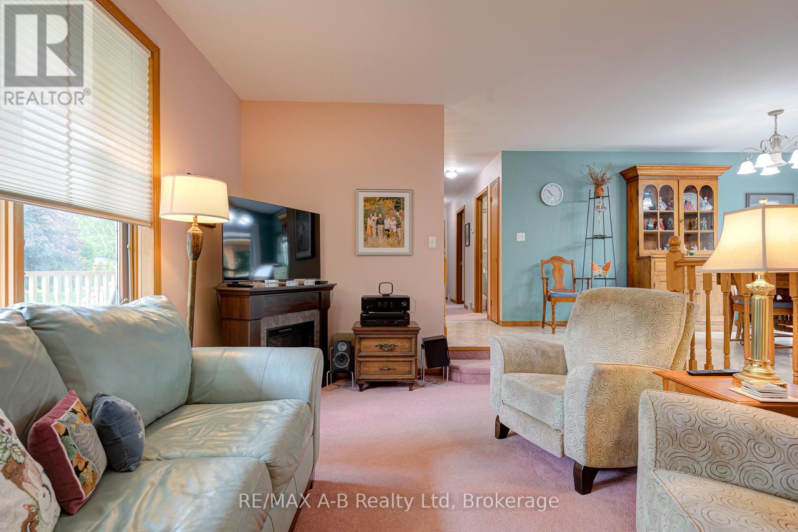 137 MITCHELL COURT - 9