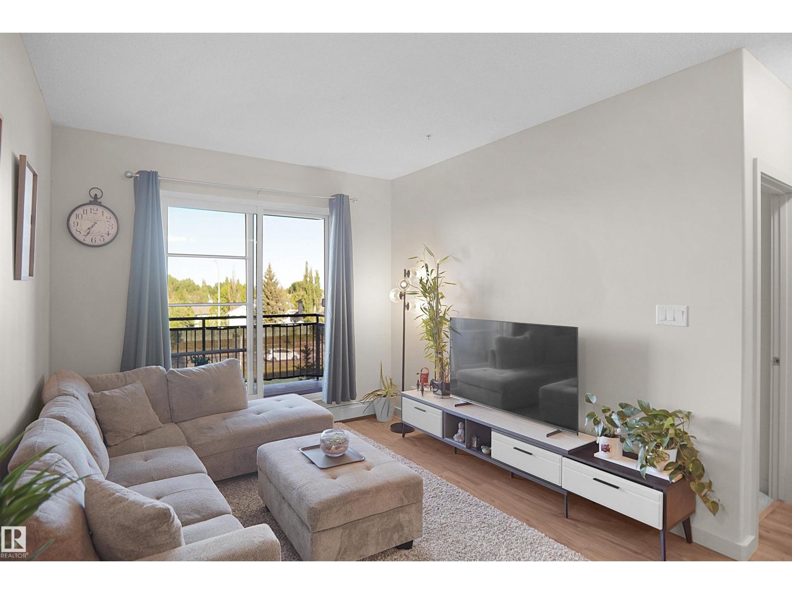 #318 1004 ROSENTHAL BV NW — photo 15