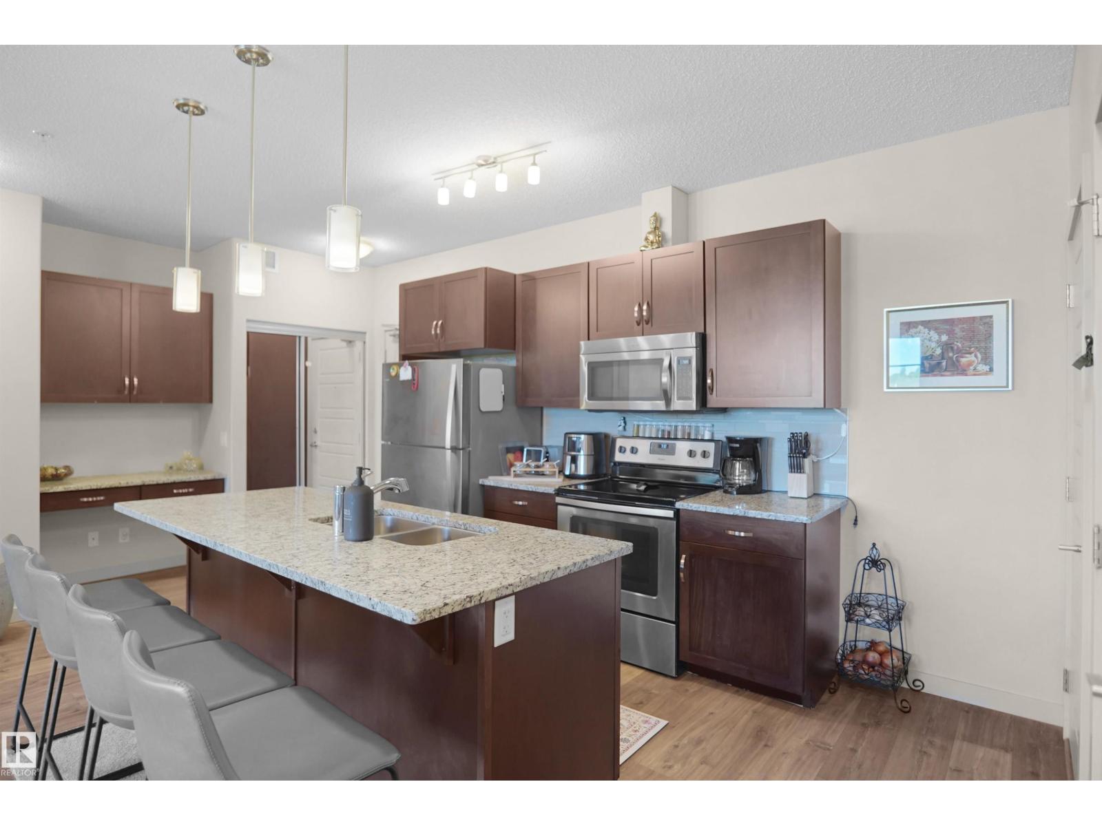 #318 1004 ROSENTHAL BV NW — photo 9