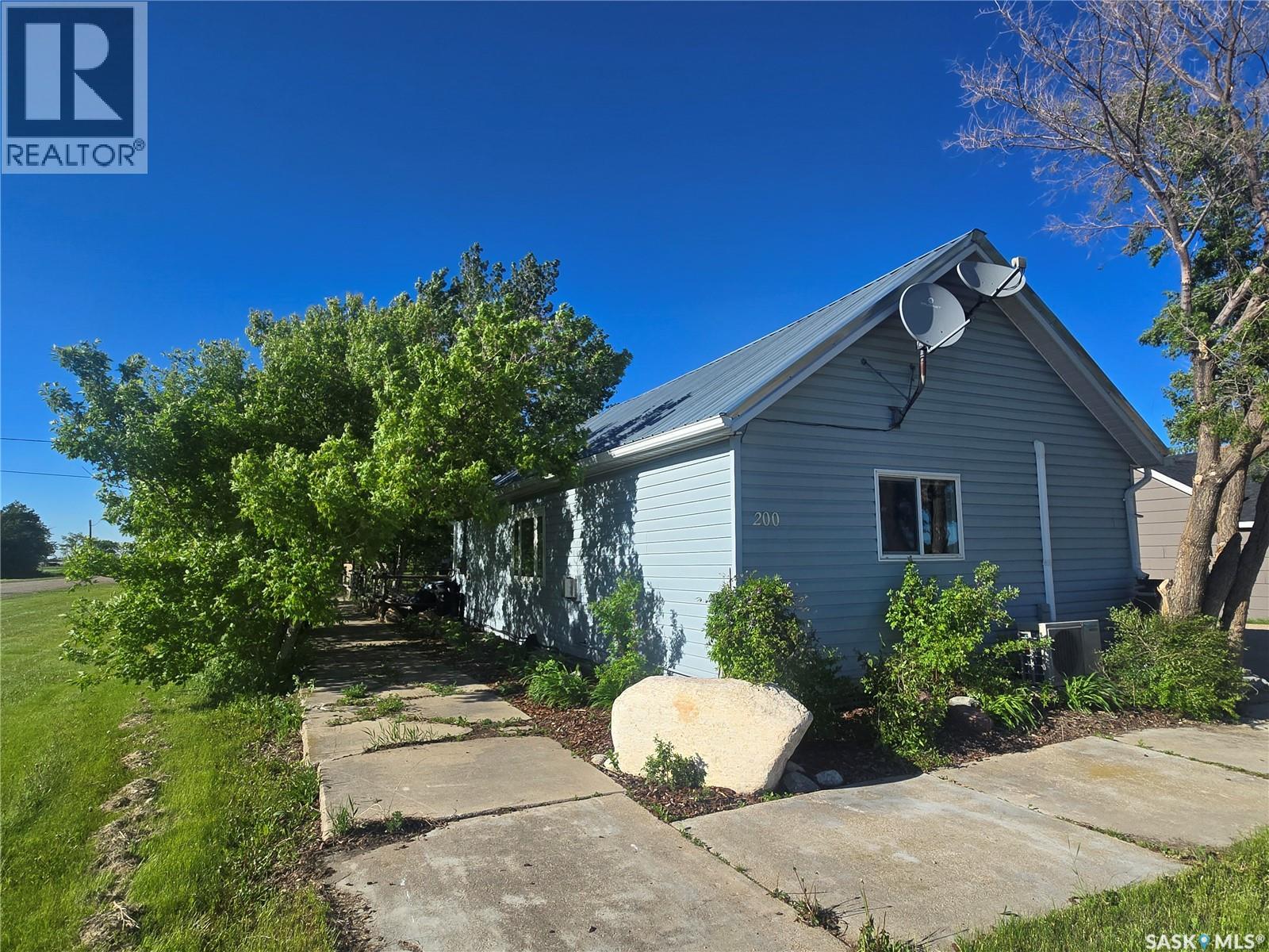 200 Railway AVENUE — photo 9