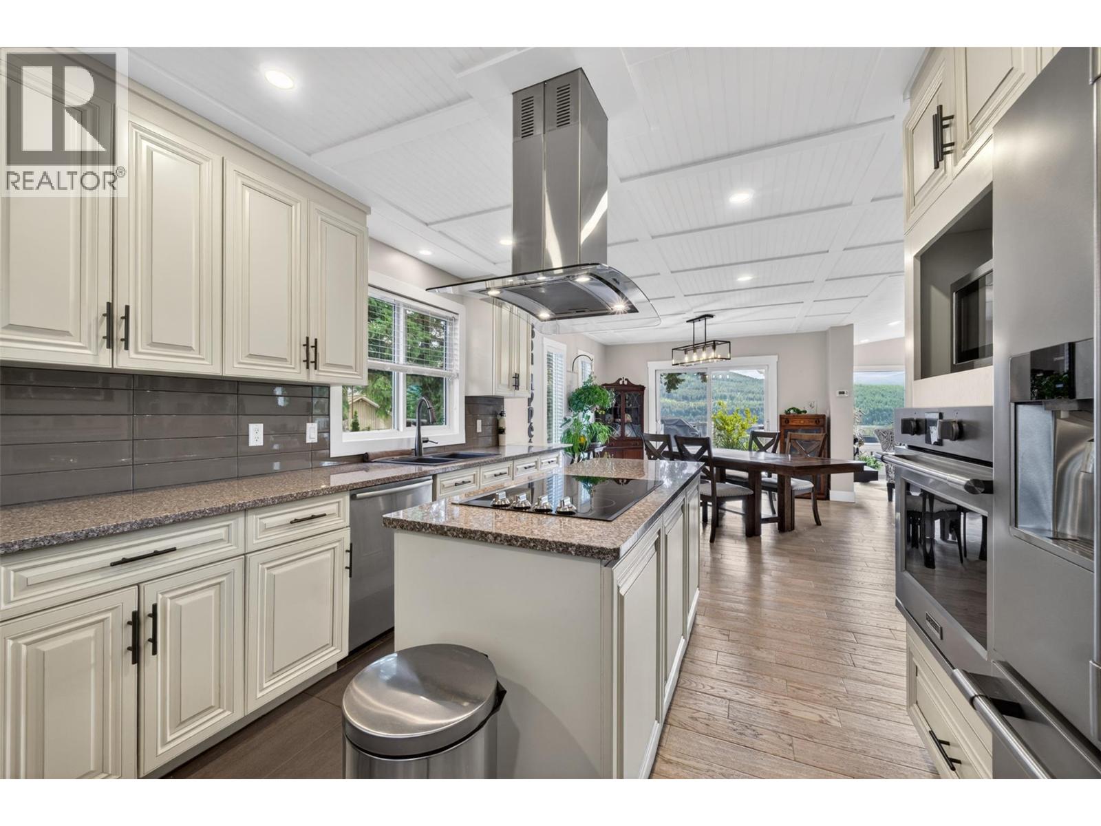 2414 Forest Drive - 27