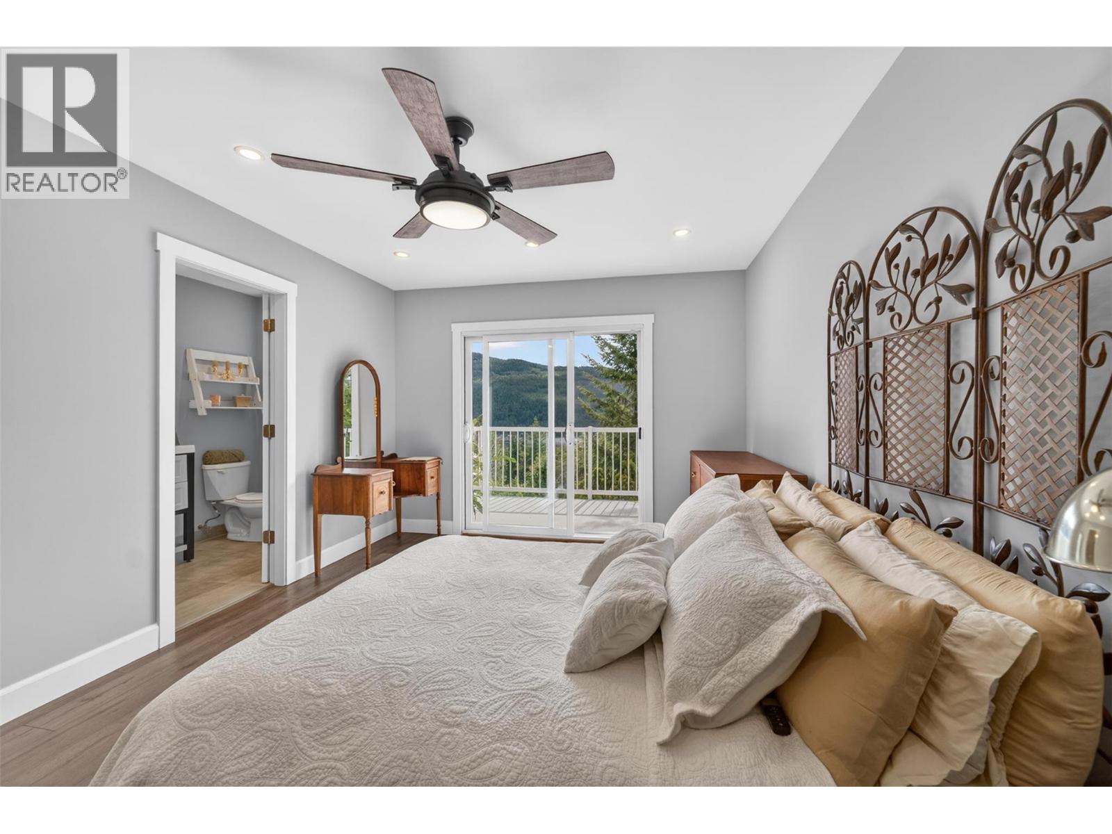 2414 Forest Drive - 38