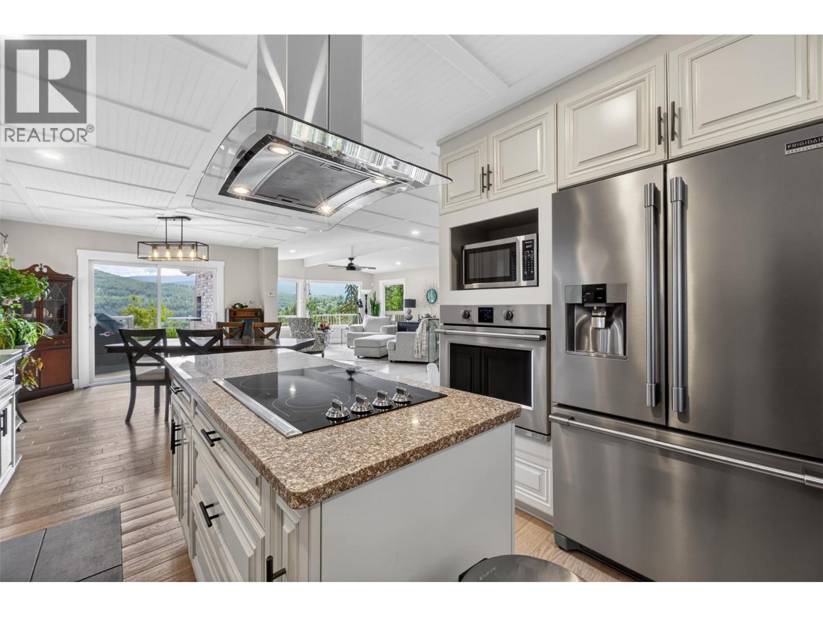 2414 Forest Drive - 28