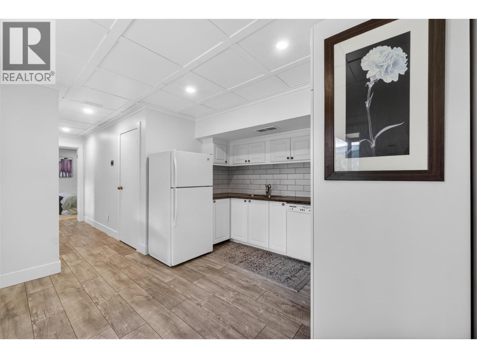 2414 Forest Drive - 61