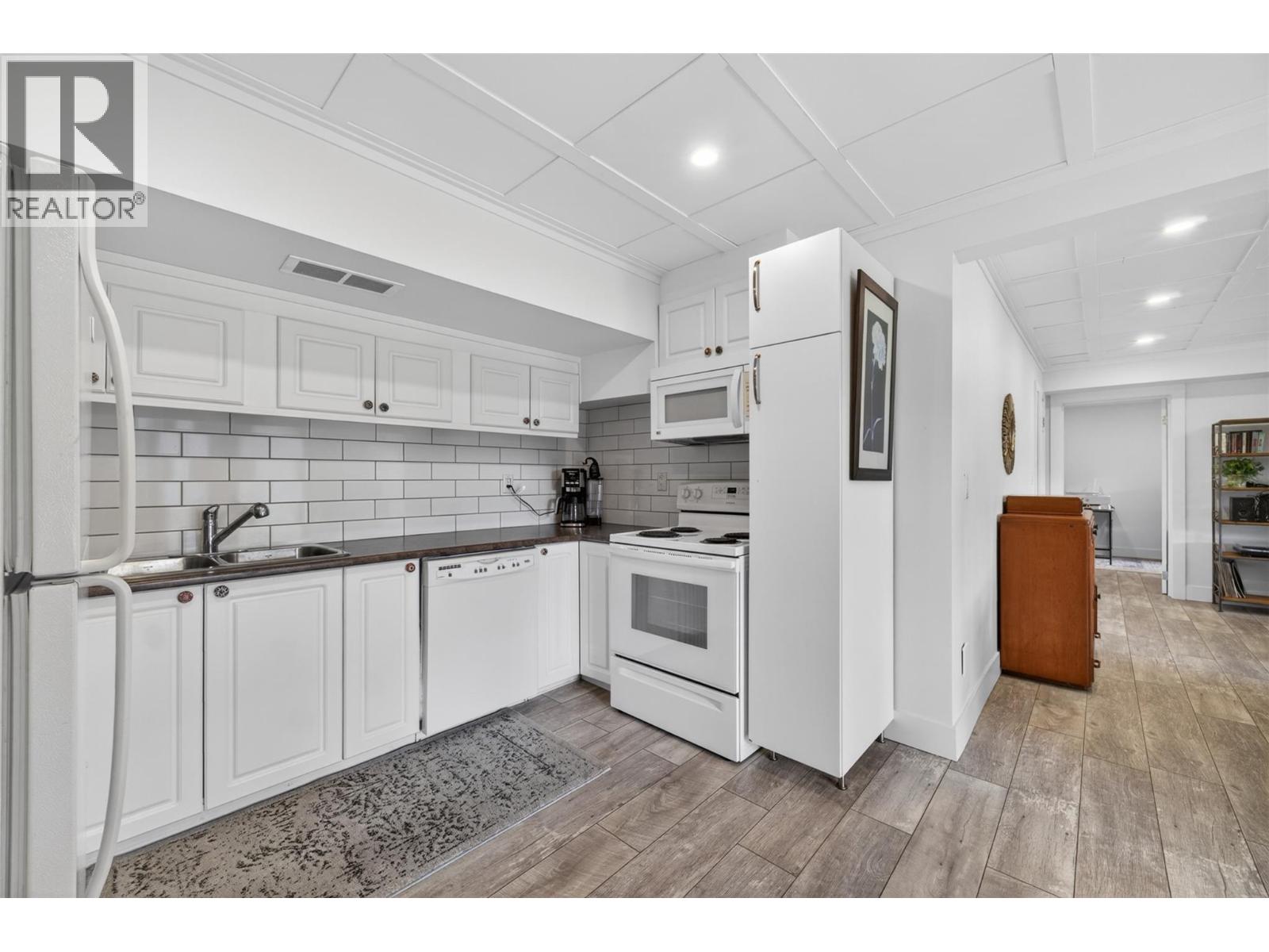 2414 Forest Drive - 62