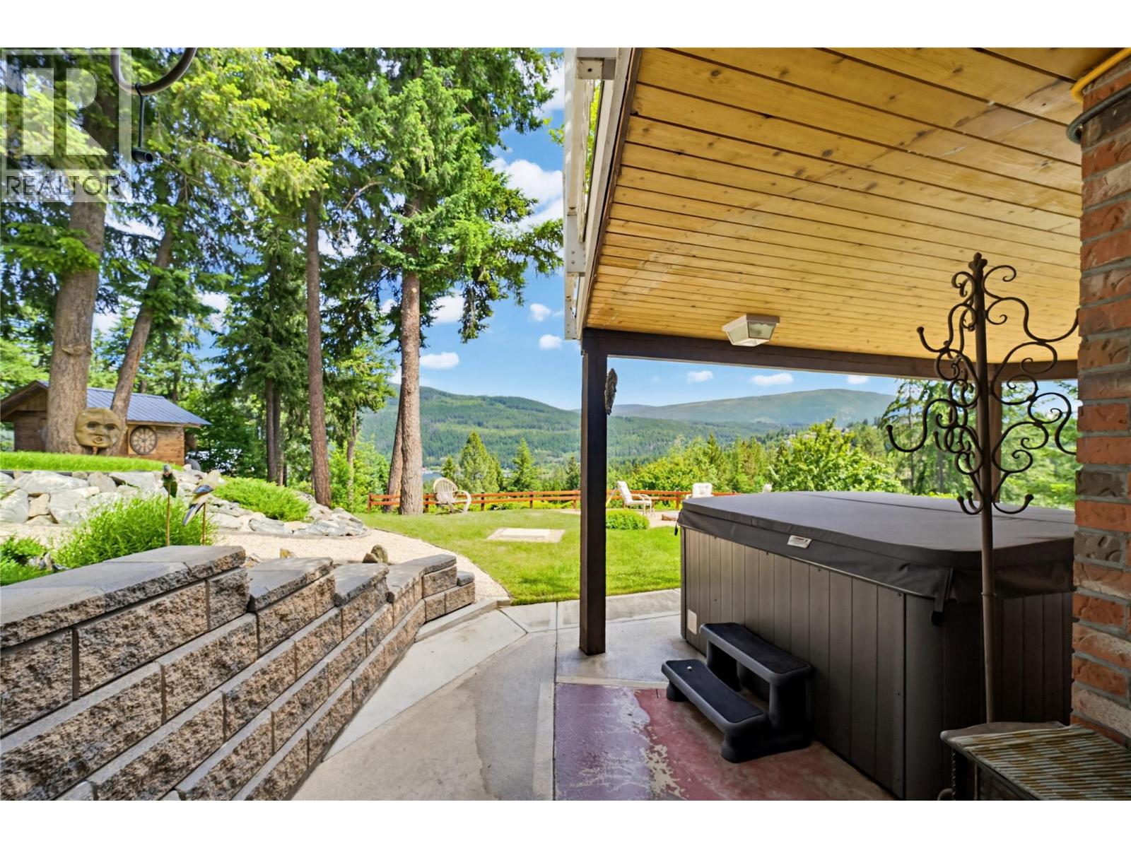 2414 Forest Drive - 77