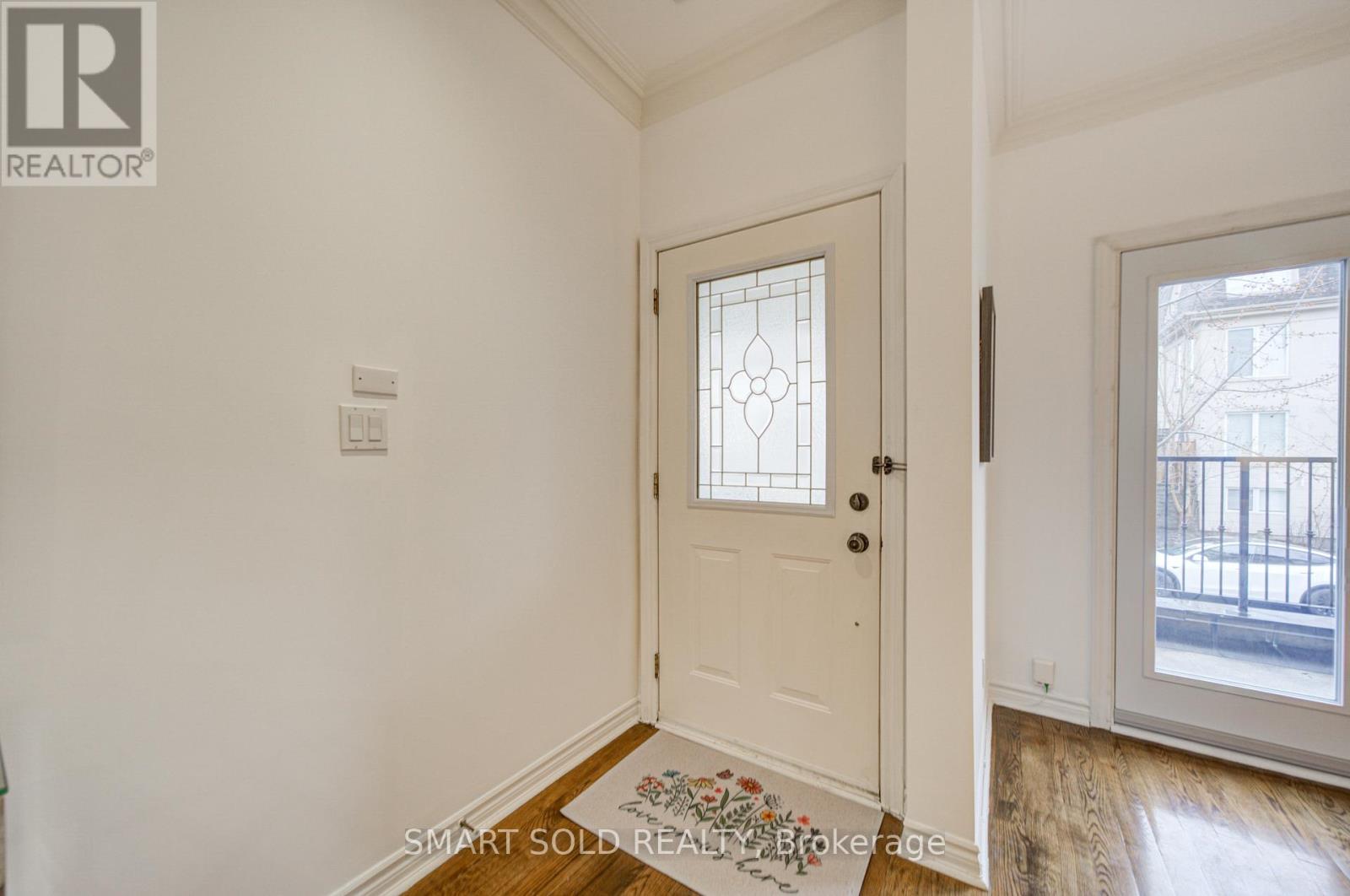 11 HUMPHREY GATE - 23